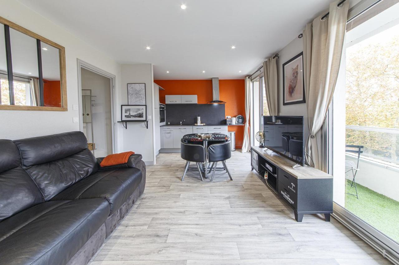 Chic Appartement Vue Sur Parc Au Calme アンジェ エクステリア 写真